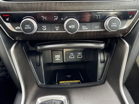 Used 2022 Honda Accord EX-L image 24