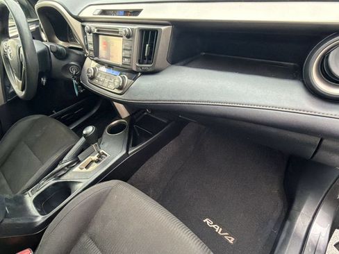 Used 2014 Toyota RAV4 XLE FWD image 34