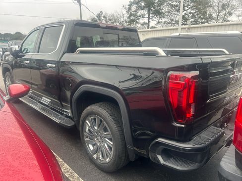 Used 2021 GMC Sierra 1500 Denali image 6