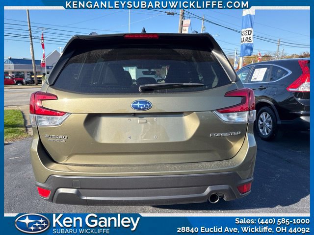 Used 2024 Subaru Forester Limited AWD/4WD image 3