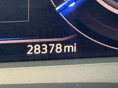 Used 2022 Volkswagen Atlas SEL Premium image 19