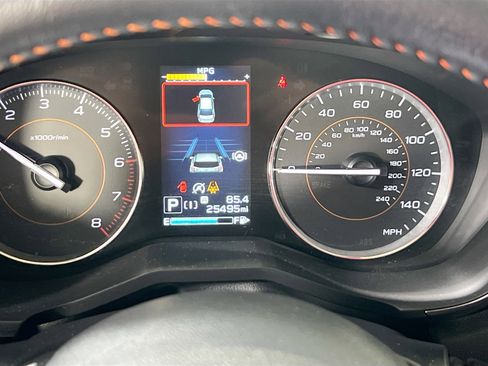 Used 2023 Subaru Crosstrek 2.5i Limited w/ Moonroof Package image 12