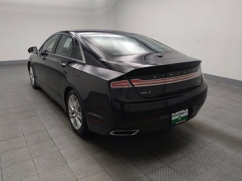 Used 2014 Lincoln MKZ FWD image 5