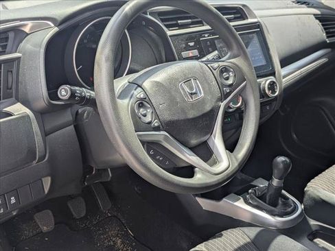 Used 2018 Honda Fit EX image 9