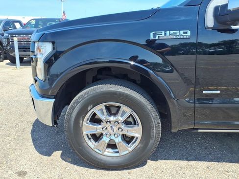 Used 2016 Ford F150 Lariat w/ Equipment Group 502A Luxury AWD/4WD image 23