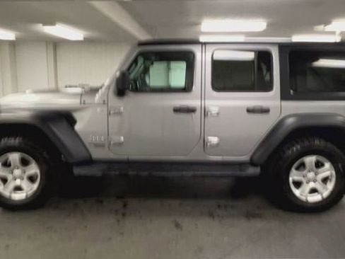 Used 2020 Jeep Wrangler Unlimited Sport S AWD/4WD image 5