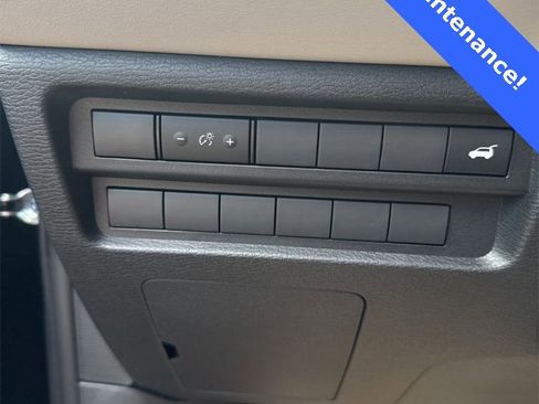 New 2025 Mitsubishi Outlander SE image 20