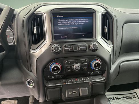 Used 2020 Chevrolet Silverado 1500 LT Trail Boss image 17