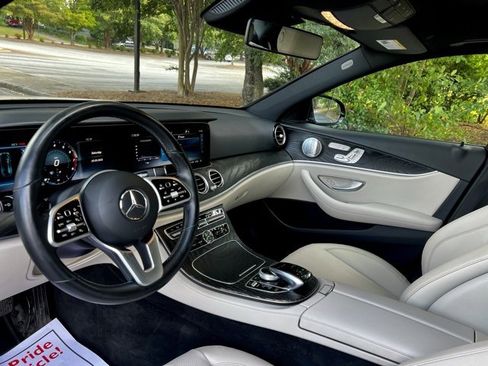 Used 2020 Mercedes-Benz E 350 4MATIC Sedan image 14