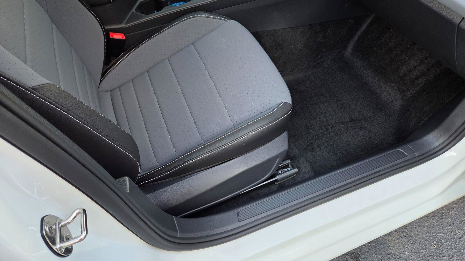 Certified 2026 Volkswagen Jetta SE FWD image 47