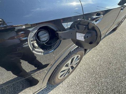 Used 2022 Subaru Outback Premium AWD/4WD image 25