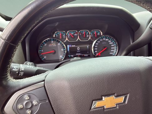 Used 2018 Chevrolet Silverado 1500 LT w/ Texas Edition AWD/4WD image 13
