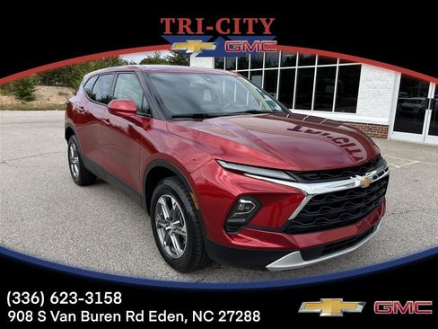 Used 2023 Chevrolet Blazer LT w/ Driver Confidence Package image 1