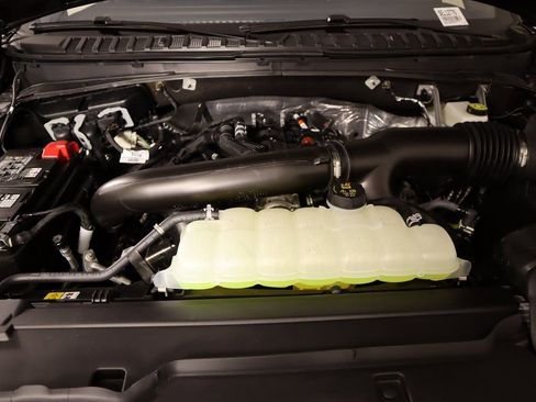 New 2025 Lincoln Navigator L Reserve w/ Jet Appearance Package image 21