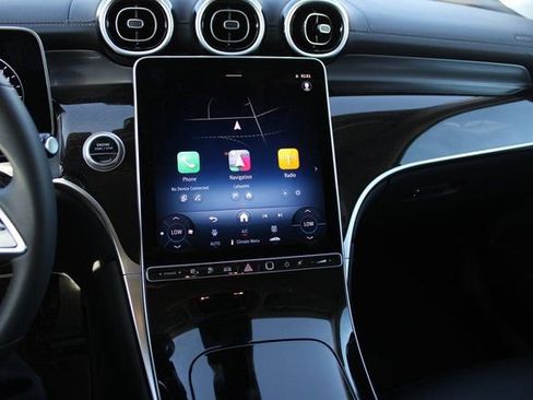 New 2025 Mercedes-Benz GLC 350e 4MATIC image 25