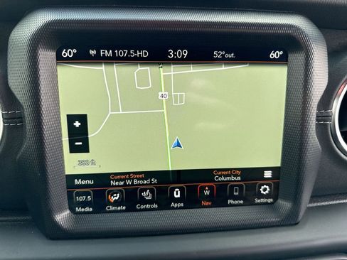 Used 2023 Jeep Wrangler Unlimited Sahara w/ Cold Weather Group AWD/4WD image 18