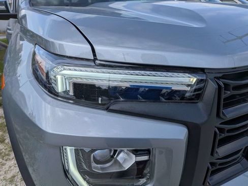 New 2026 GMC Canyon Elevation w/ Convenience Package RWD image 7