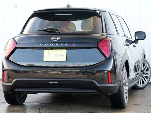 Used 2025 MINI Cooper S image 5