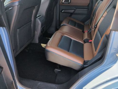 Used 2024 Ford Bronco Outer Banks AWD/4WD image 28