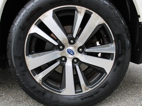 Used 2019 Subaru Outback 2.5i Limited image 21