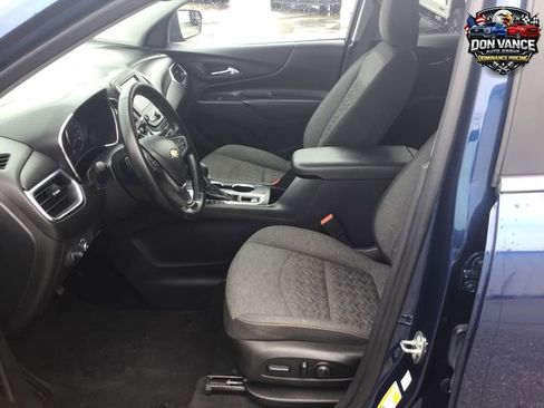 Used 2023 Chevrolet Equinox LT AWD/4WD image 17