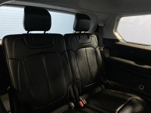 Certified 2021 Jeep Grand Cherokee L Limited image 43