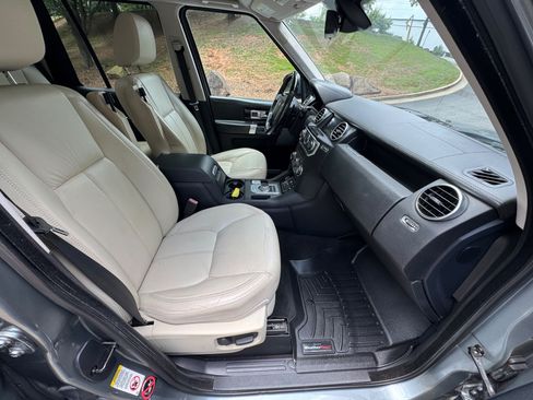 Used 2015 Land Rover LR4 HSE LUX AWD/4WD image 21