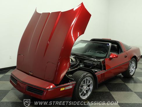 Used 1990 Chevrolet Corvette Coupe RWD image 30