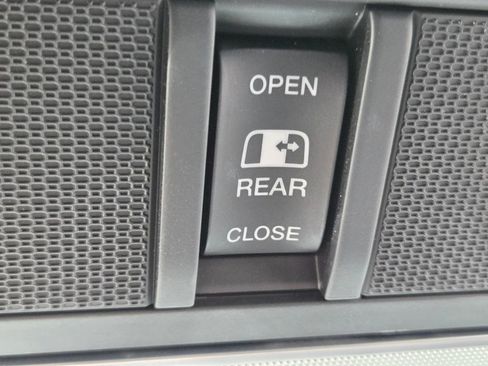 Used 2022 RAM 1500 Big Horn AWD/4WD image 49