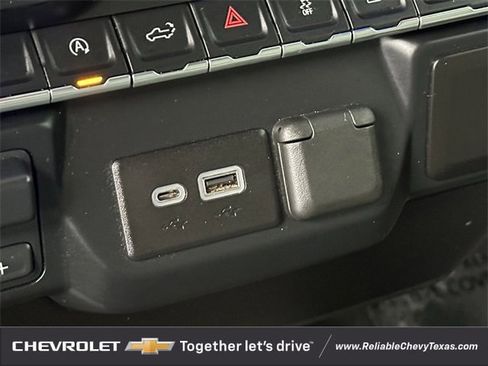 Used 2020 Chevrolet Silverado 1500 LT w/ Texas Edition image 23