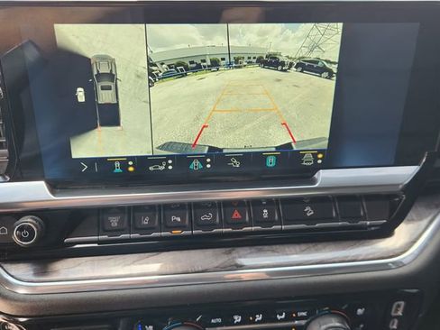 Used 2024 Chevrolet Silverado 2500 LTZ w/ LTZ Plus Package AWD/4WD image 17