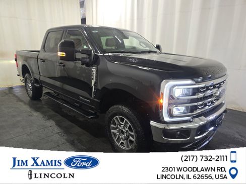 Used 2025 Ford F250 Lariat AWD/4WD image 1
