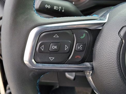 Used 2024 Jeep Wrangler High Altitude image 23