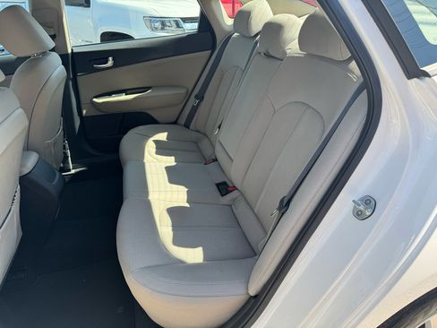 Used 2017 Kia Optima LX image 15