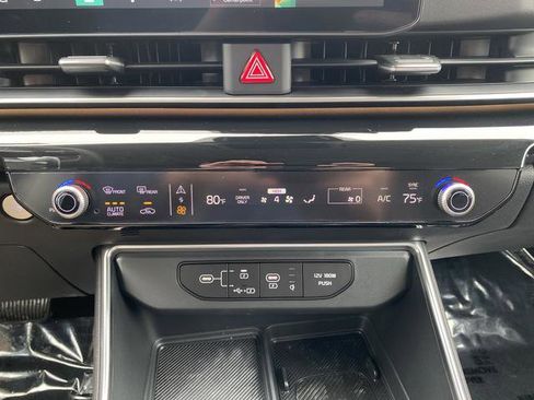 New 2026 Kia Carnival SX Prestige image 23