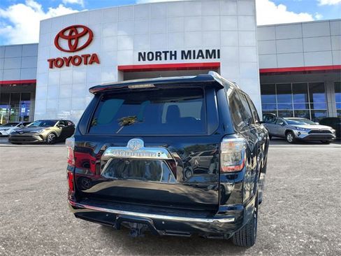 Used 2022 Toyota 4Runner Limited image 4