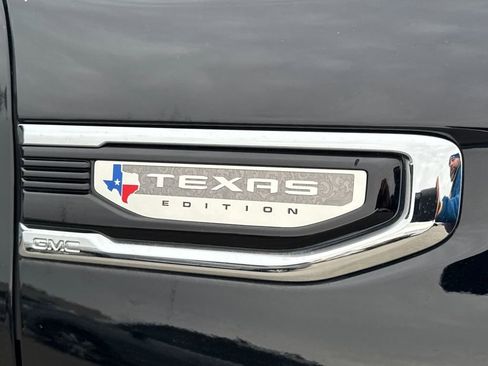 Used 2023 GMC Sierra 1500 SLT image 34