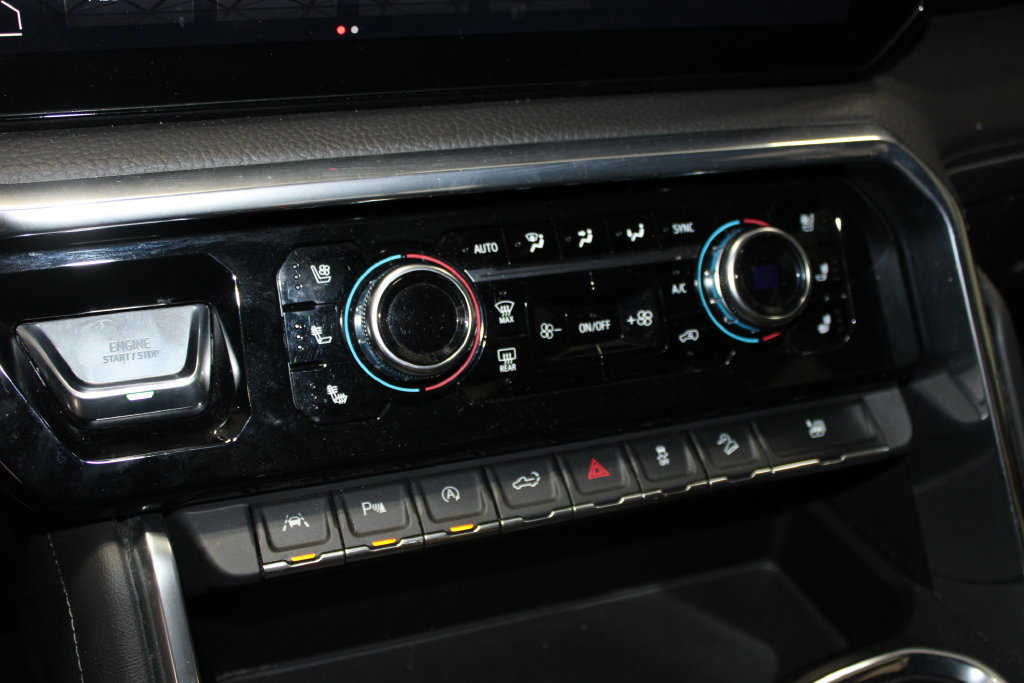 Used 2023 GMC Sierra 1500 Denali AWD/4WD image 45