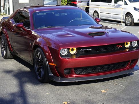 Used 2019 Dodge Challenger R/T Scat Pack image 5