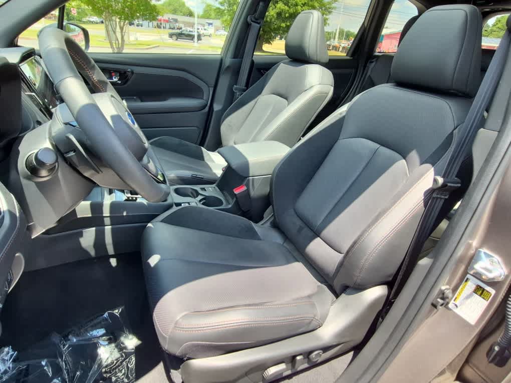 Used 2025 Subaru Forester Touring w/ Popular Package - Touring AWD/4WD image 13