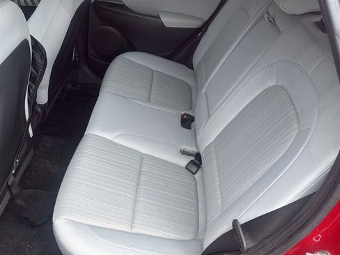 Used 2023 Hyundai Kona SEL AWD/4WD image 6