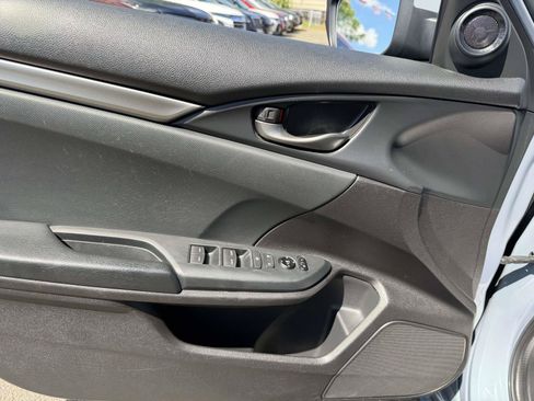 Used 2020 Honda Civic Sport image 17