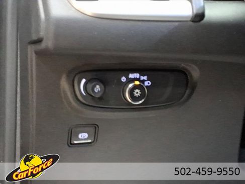 Used 2020 GMC Terrain SLE w/ Driver Convenience Package image 17