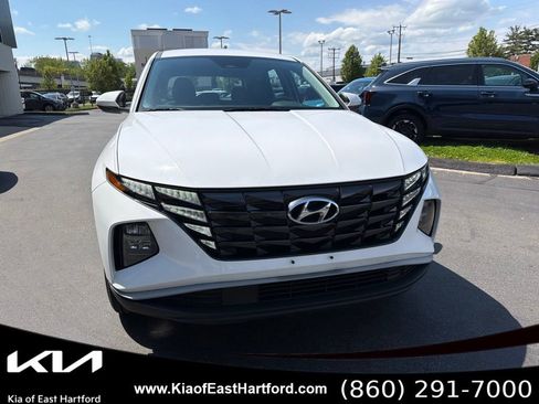 Used 2024 Hyundai Tucson SE AWD/4WD image 4