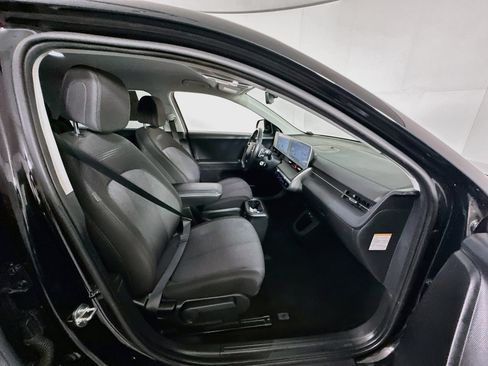 Used 2024 Hyundai Ioniq 5 SEL RWD image 33
