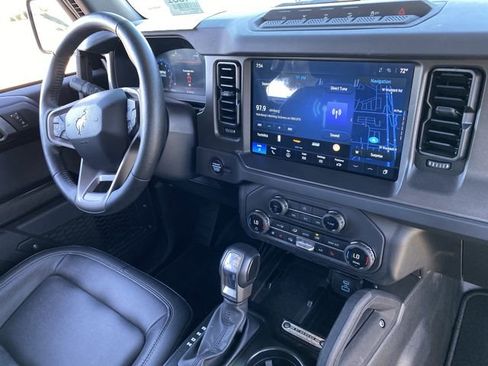 Certified 2025 Ford Bronco Badlands AWD/4WD image 13