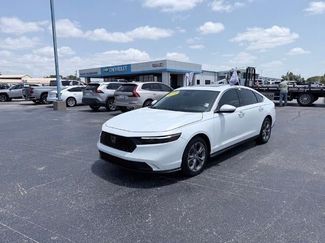 Used 2024 Honda Accord EX video 1