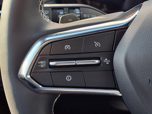 New 2026 Chevrolet Traverse LT w/ Midnight/Sport Edition image 21