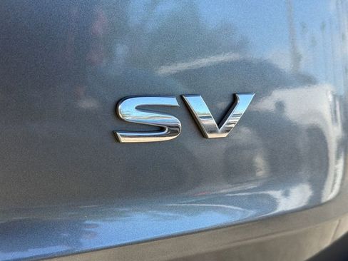 Used 2023 Nissan Rogue SV image 11