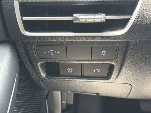 Used 2025 Hyundai Sonata SEL FWD image 25